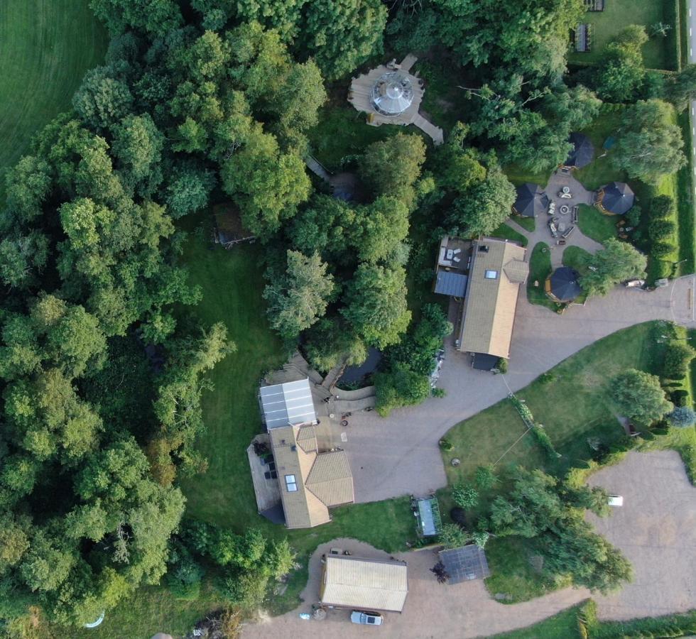 Baeverli Hills Lidköping Extérieur photo