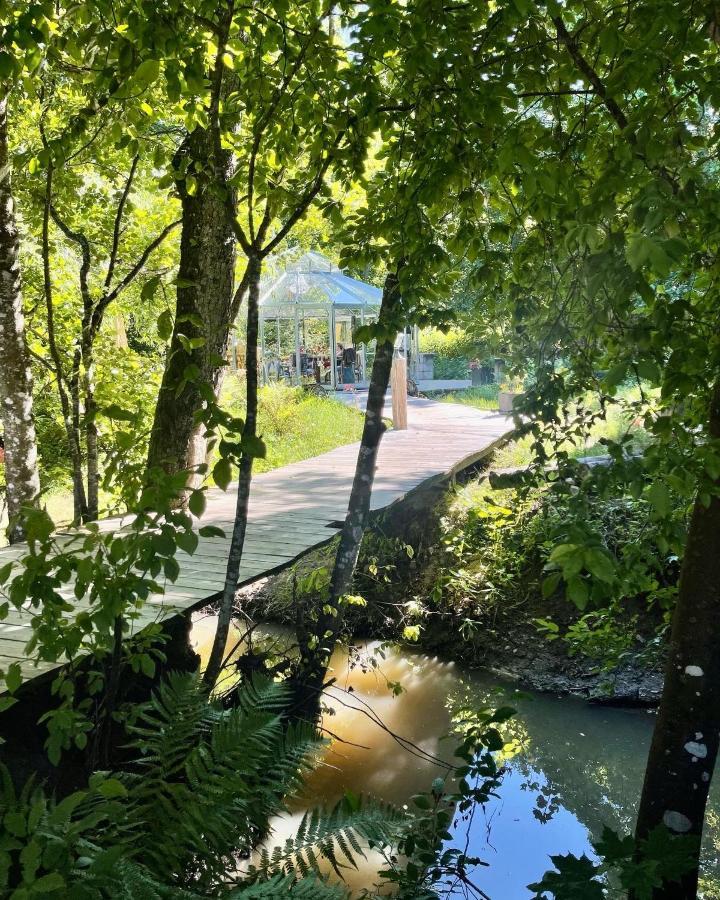 Baeverli Hills Lidköping Extérieur photo