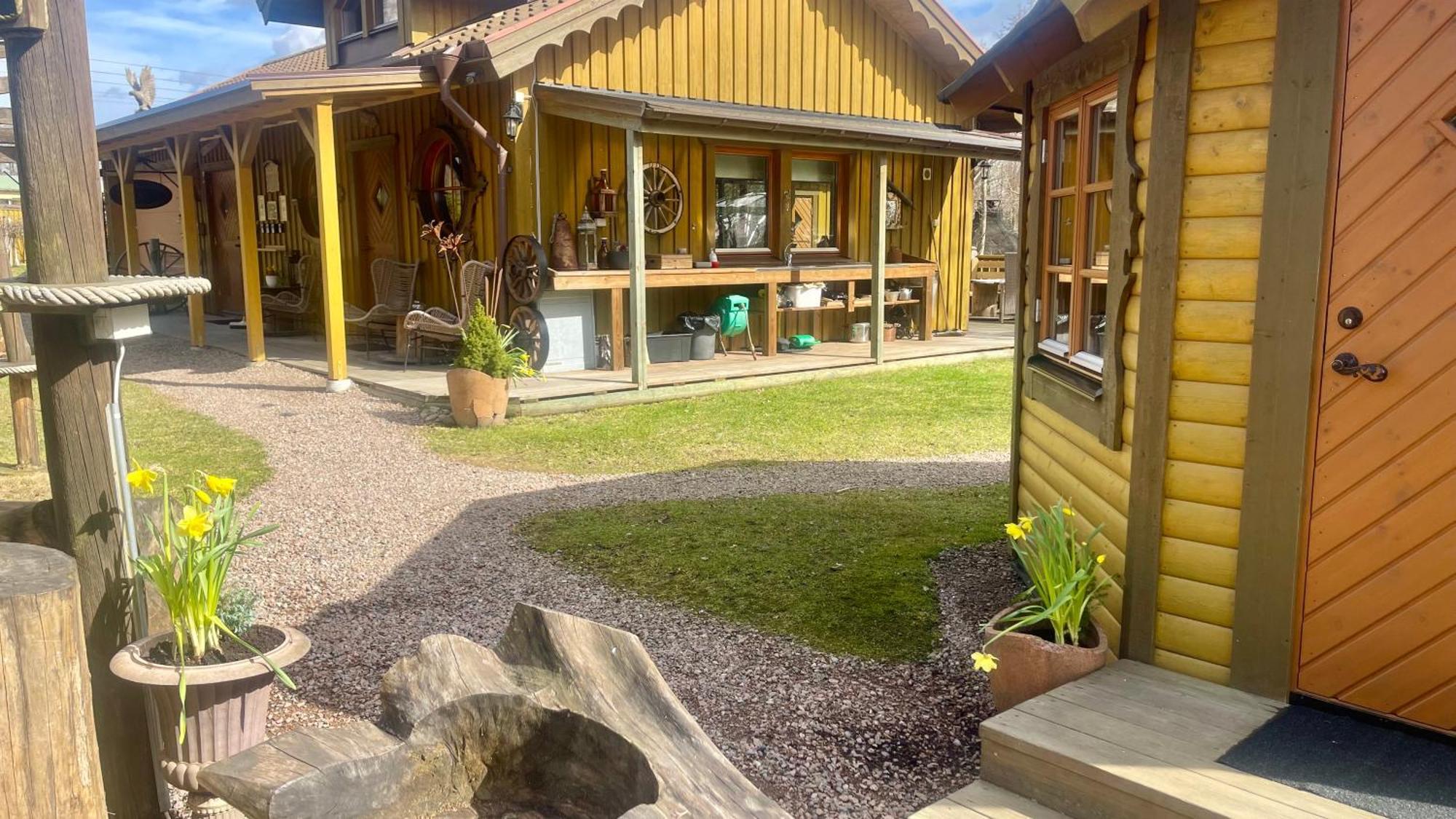 Baeverli Hills Lidköping Extérieur photo